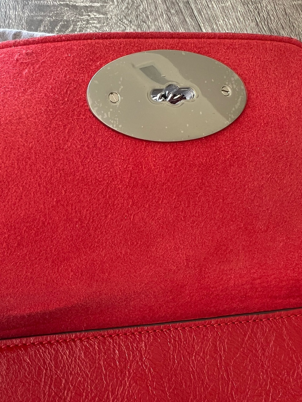 Mulberry Triple Chain Lily in Lancaster Red - Picture 7 of 14